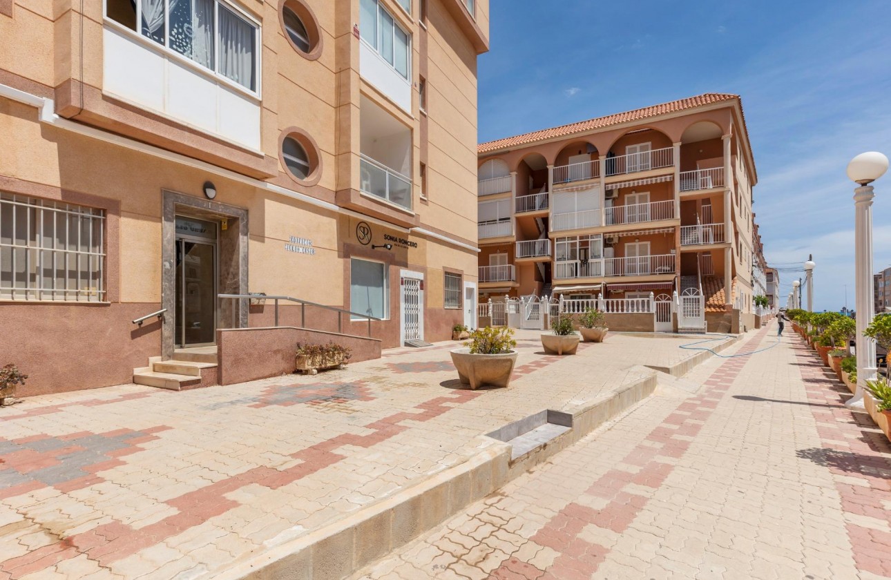 Revente - Appartement - Torrevieja - La Mata pueblo