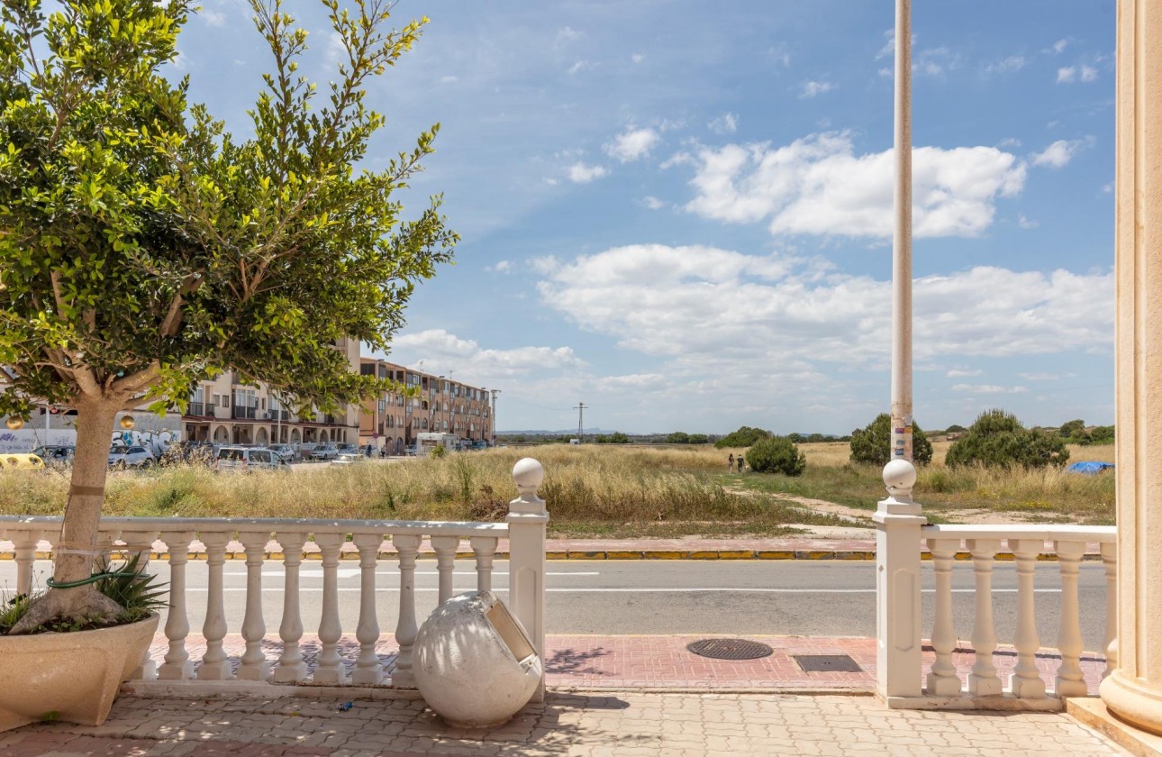 Revente - Appartement - Torrevieja - La Mata pueblo