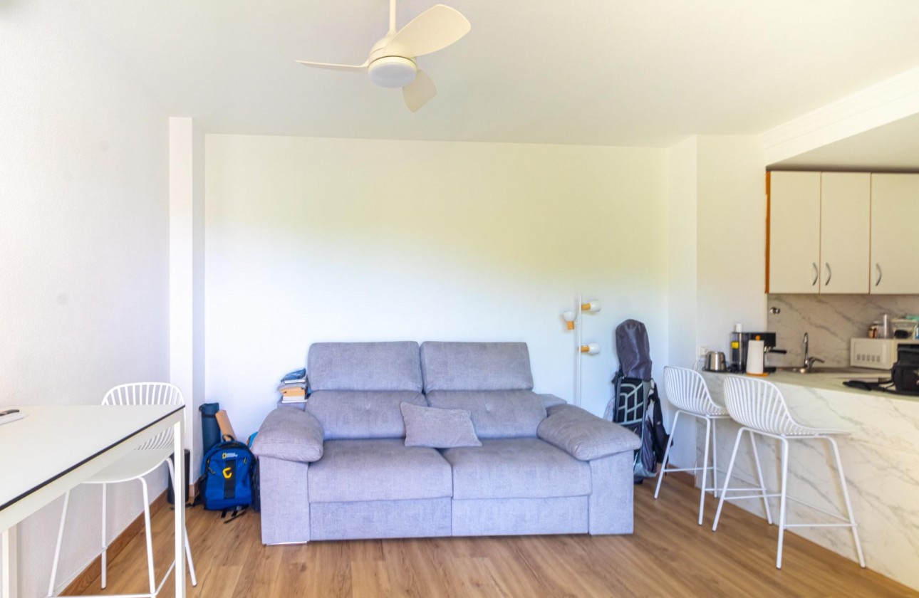 Resale - Apartment / flat - Orihuela Costa - Campoamor