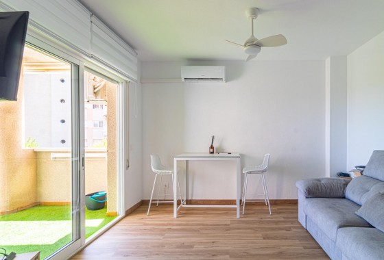 Resale - Apartment / flat - Orihuela Costa - Campoamor