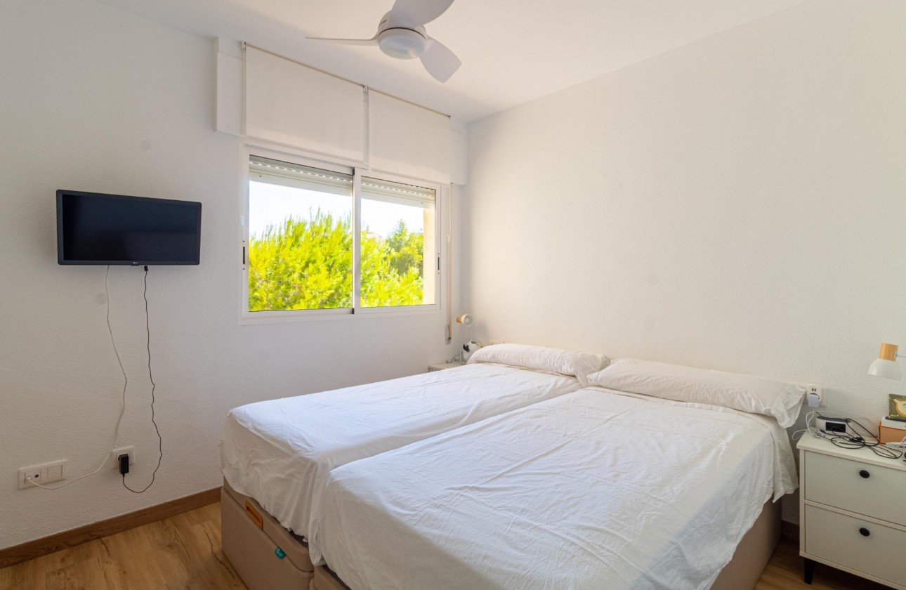 Resale - Apartment / flat - Orihuela Costa - Campoamor