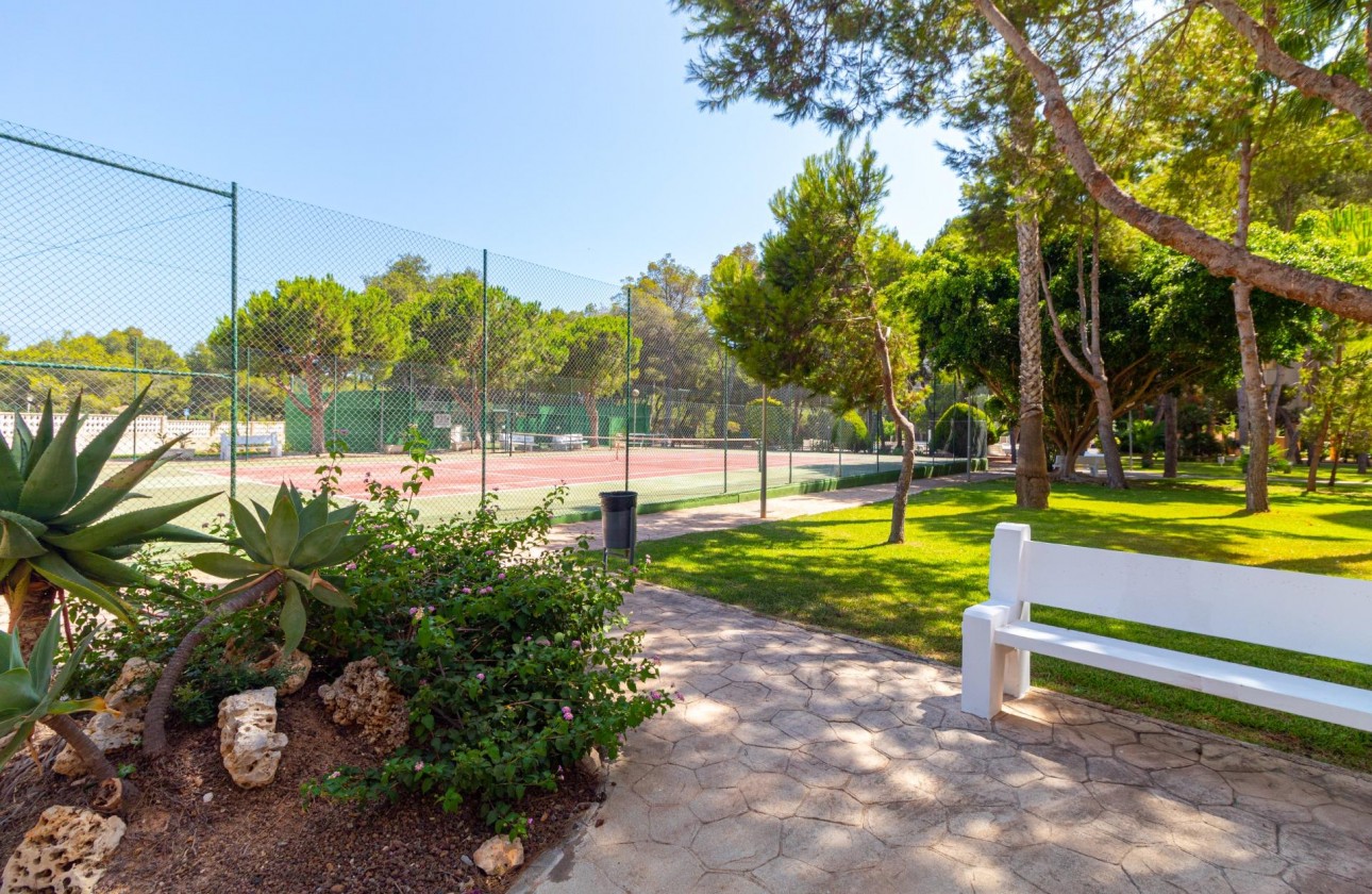 Resale - Apartment / flat - Orihuela Costa - Campoamor