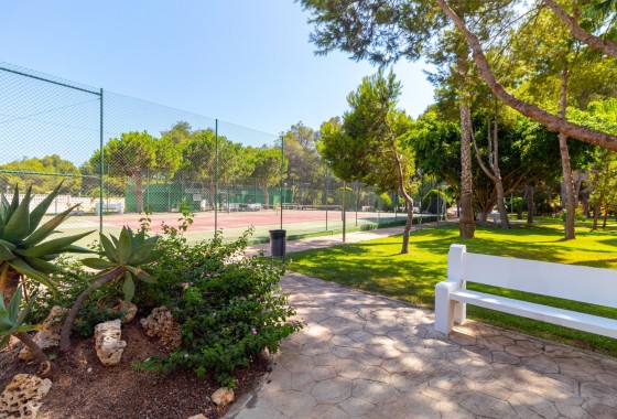Resale - Apartment / flat - Orihuela Costa - Campoamor