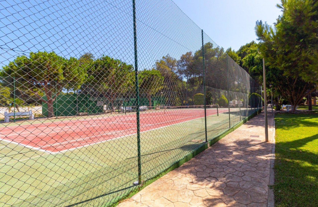 Resale - Apartment / flat - Orihuela Costa - Campoamor