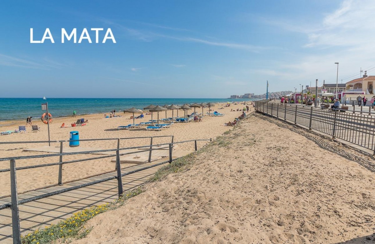 Revente - Appartement - Torrevieja - La Mata pueblo