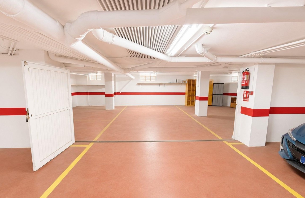Location à long terme - Garage - Torrevieja - Centro