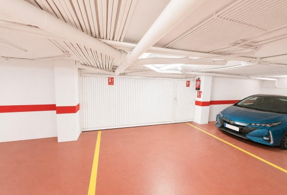 Location à long terme - Garage - Torrevieja - Centro