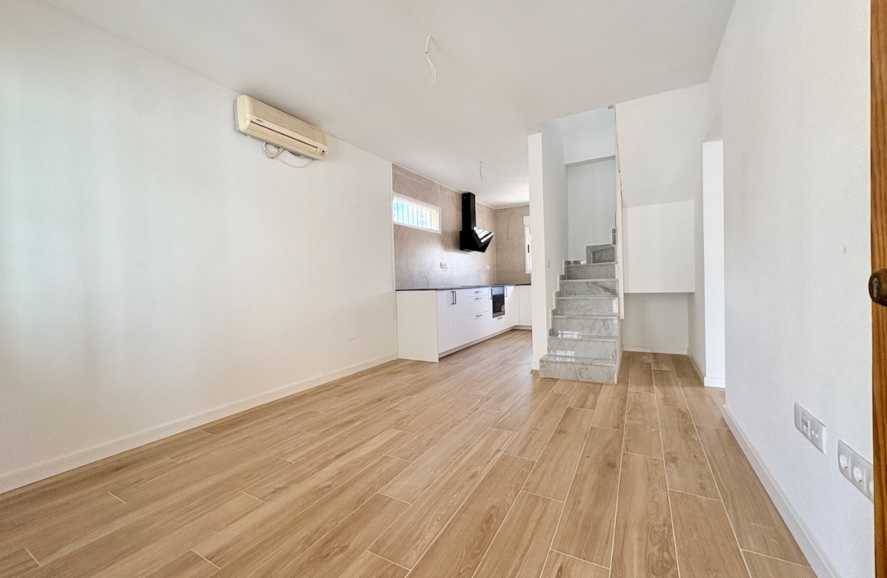Revente - Single Family Home - Orihuela - Los Balcones
