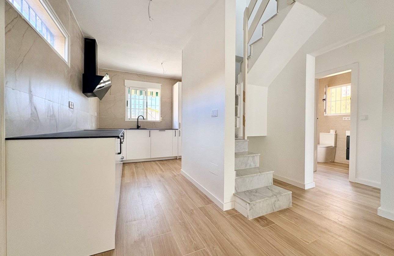 Revente - Single Family Home - Orihuela - Los Balcones