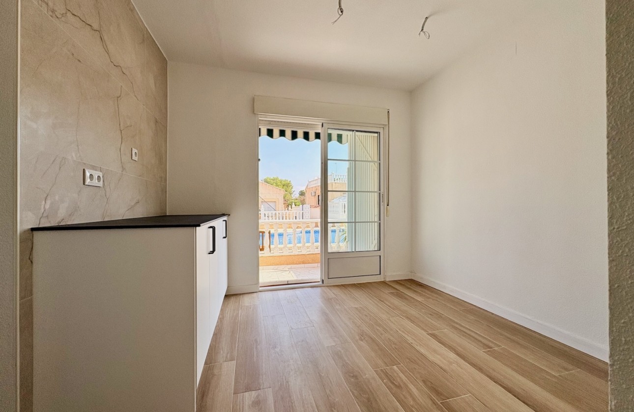 Revente - Single Family Home - Orihuela - Los Balcones