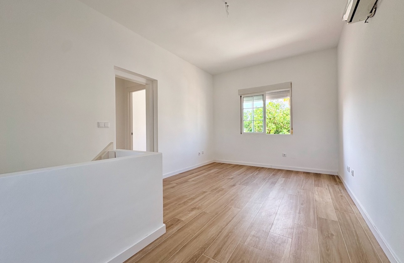 Revente - Single Family Home - Orihuela - Los Balcones