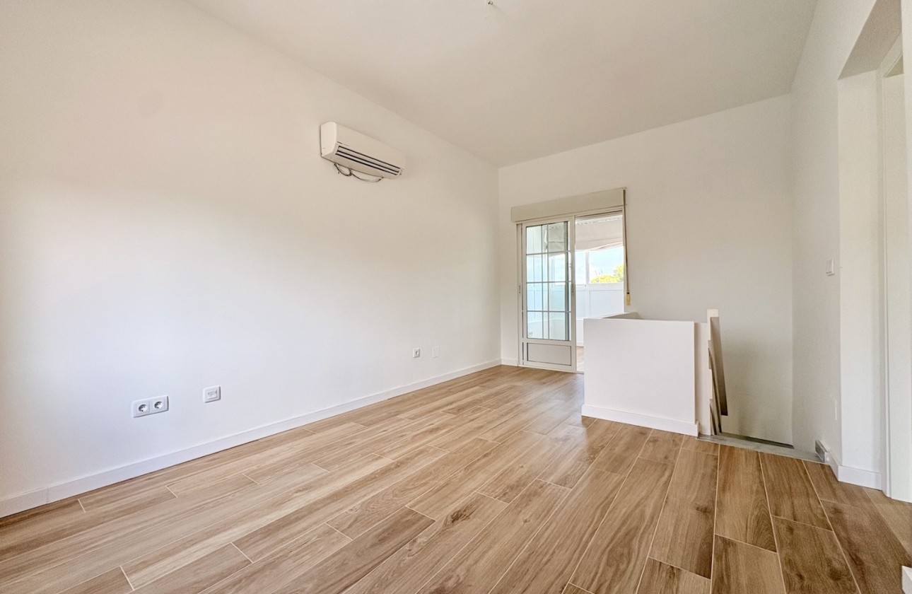 Revente - Single Family Home - Orihuela - Los Balcones