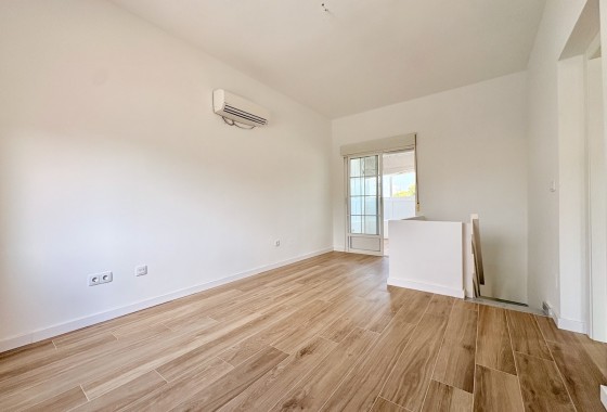 Revente - Single Family Home - Orihuela - Los Balcones