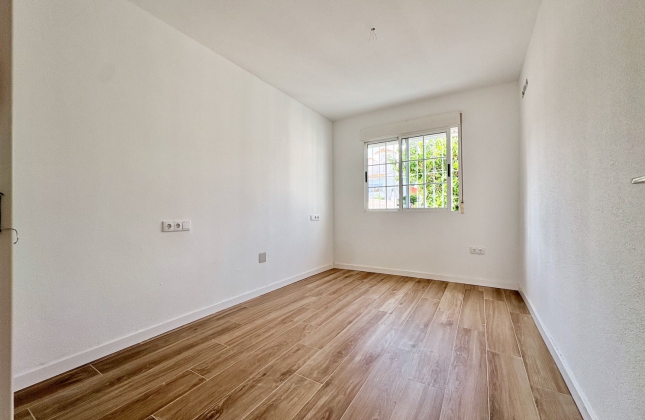 Revente - Single Family Home - Orihuela - Los Balcones