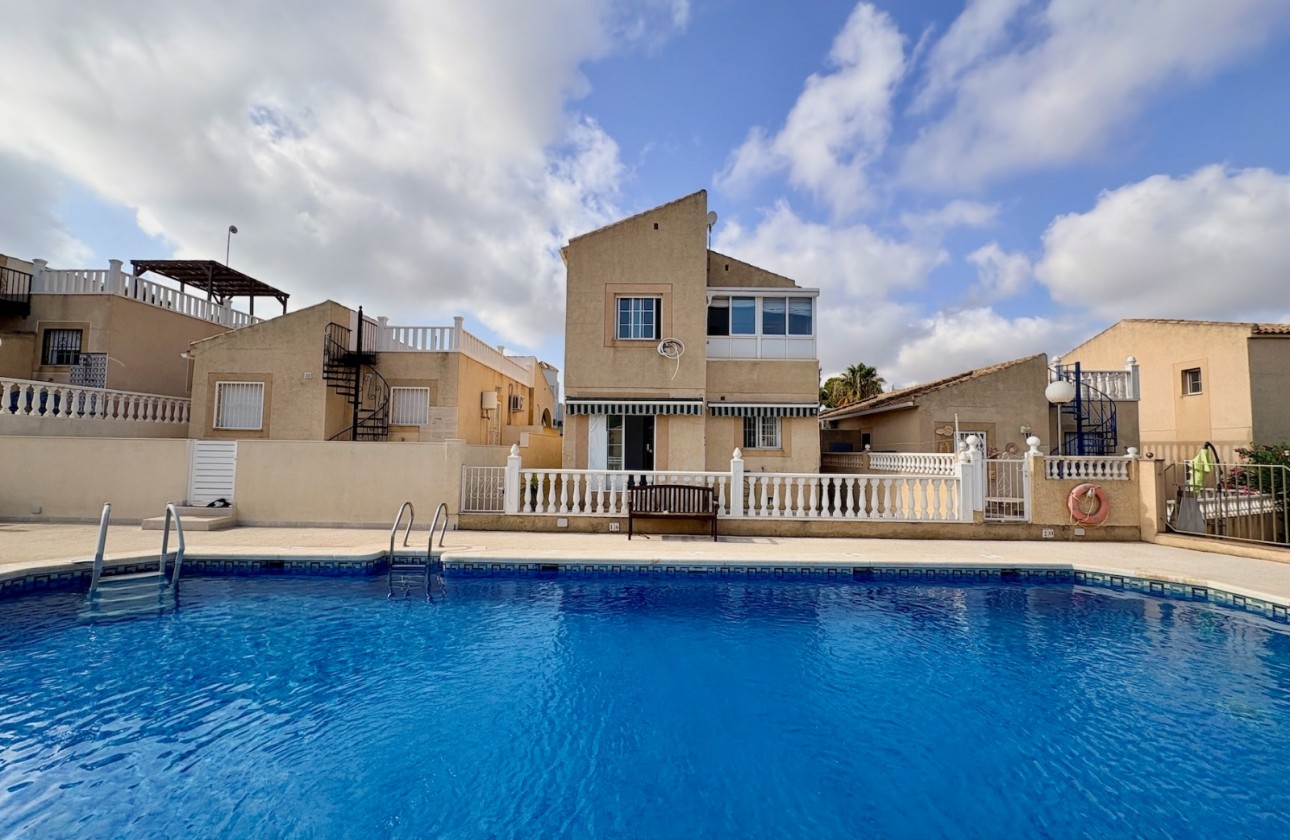 Revente - Single Family Home - Orihuela - Los Balcones