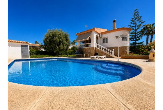 Revente - Villa - Torrevieja - La siesta