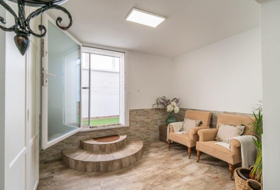 Reventa - Chalet - San Miguel de Salinas - Las filipinas