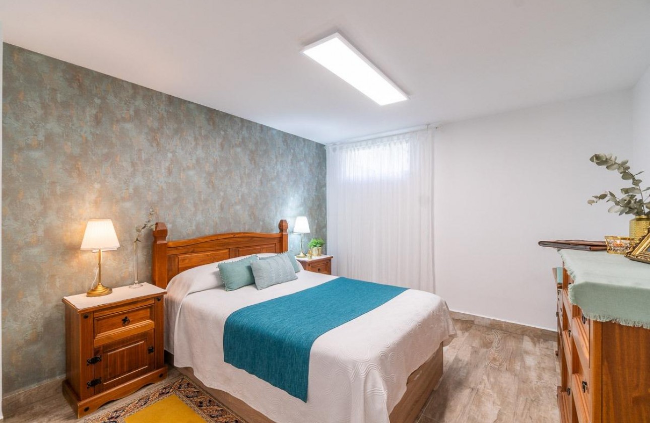 Reventa - Chalet - San Miguel de Salinas - Las filipinas