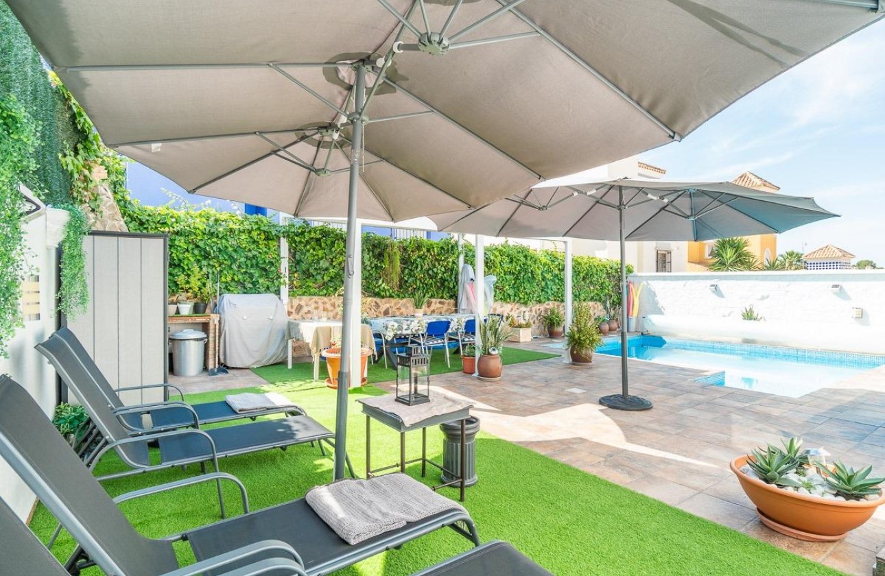 Reventa - Chalet - San Miguel de Salinas - Las filipinas