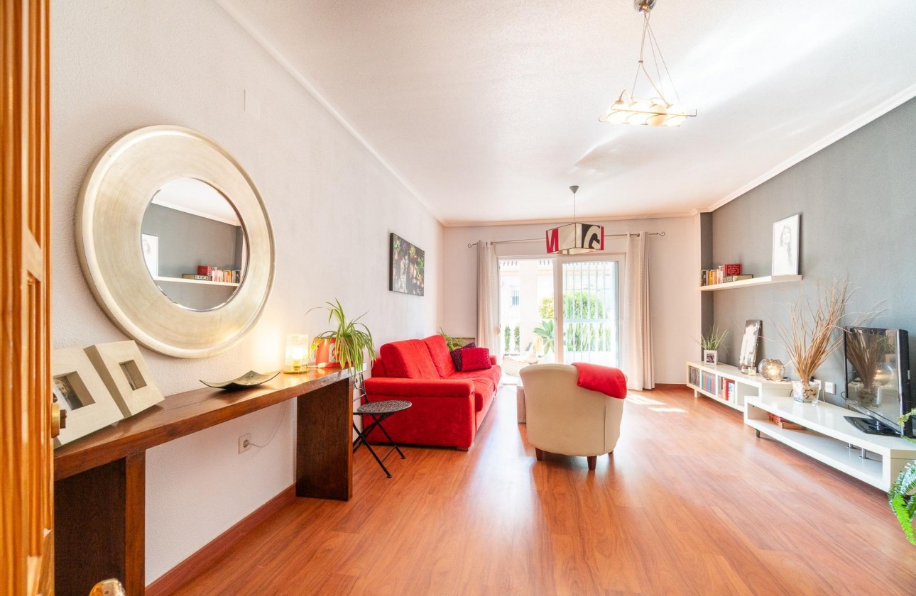 Resale - Apartment / flat - Orihuela Costa - Playa Flamenca