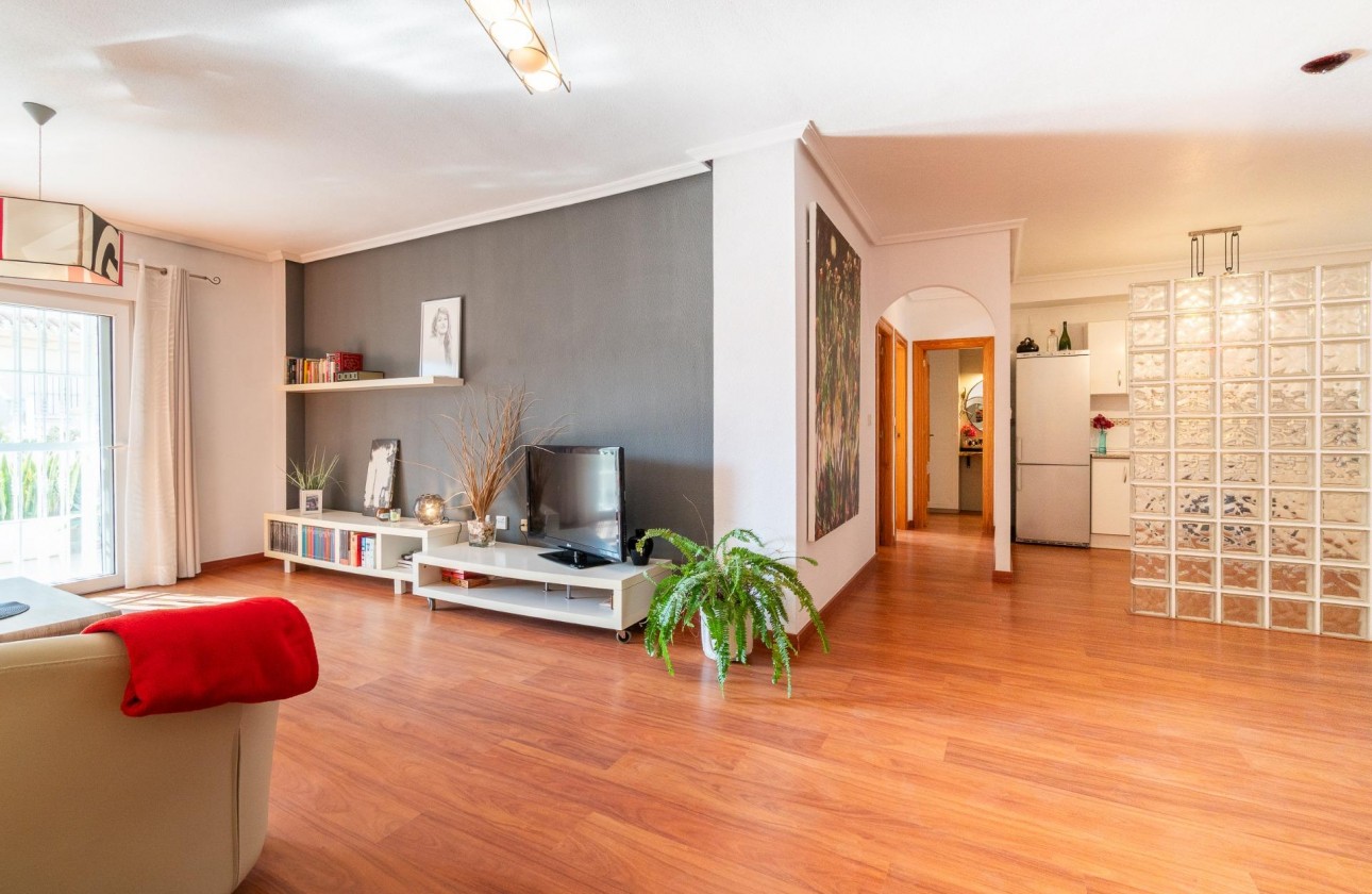 Resale - Apartment / flat - Orihuela Costa - Playa Flamenca