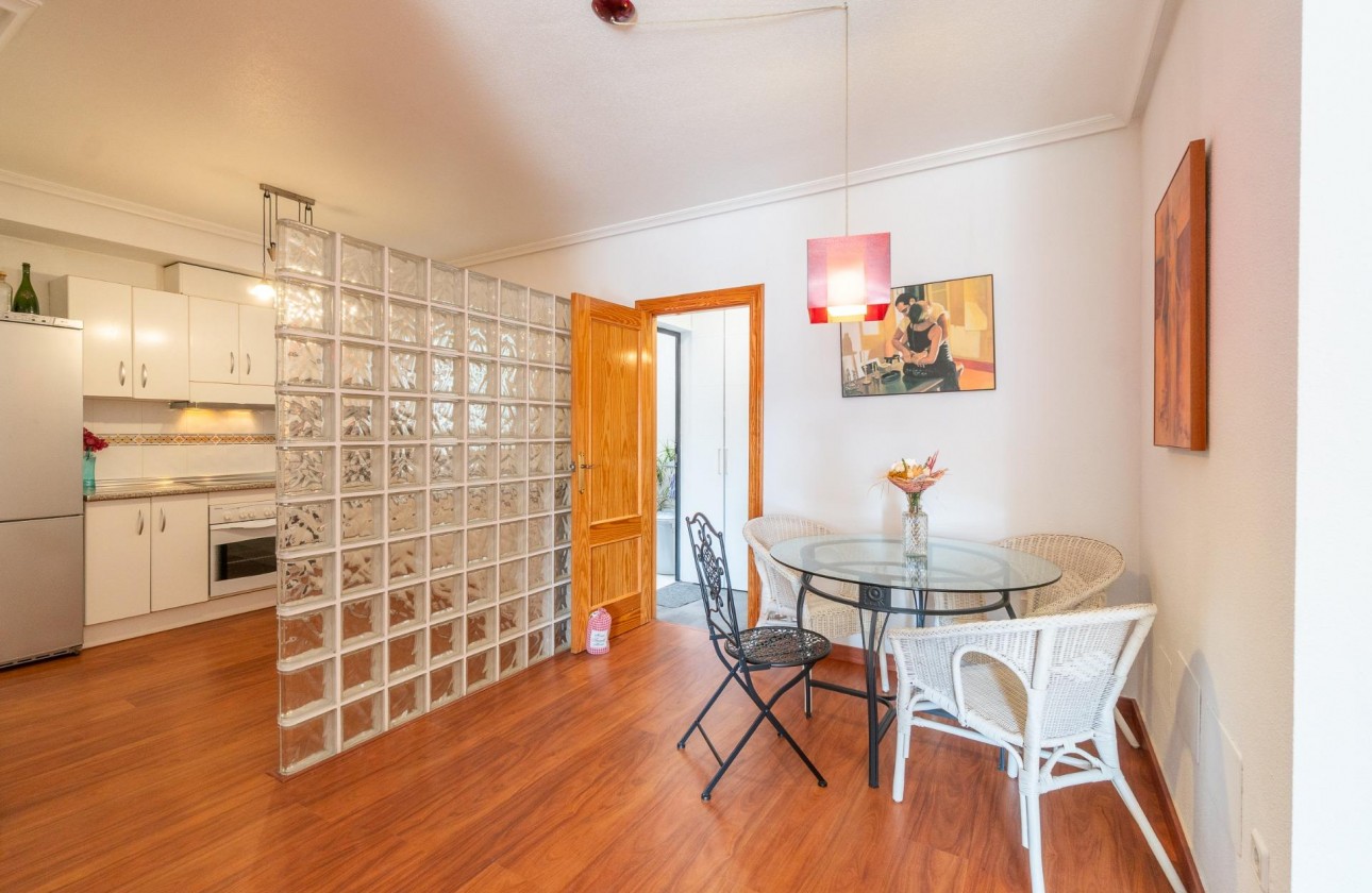Resale - Apartment / flat - Orihuela Costa - Playa Flamenca