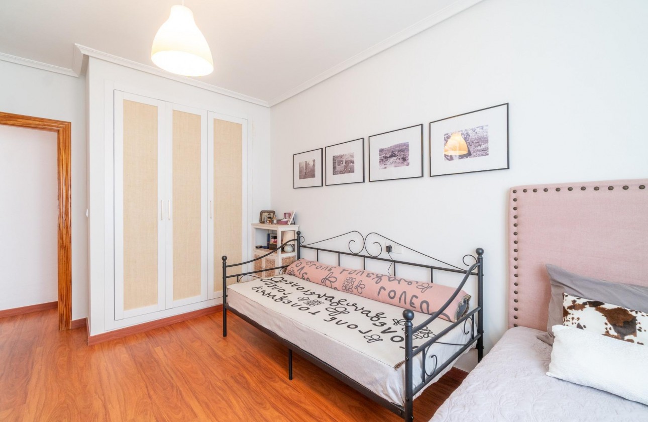 Resale - Apartment / flat - Orihuela Costa - Playa Flamenca