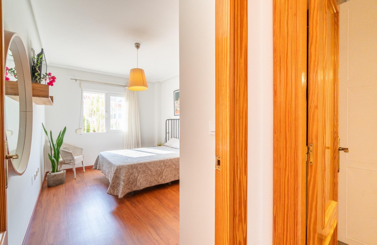 Resale - Apartment / flat - Orihuela Costa - Playa Flamenca
