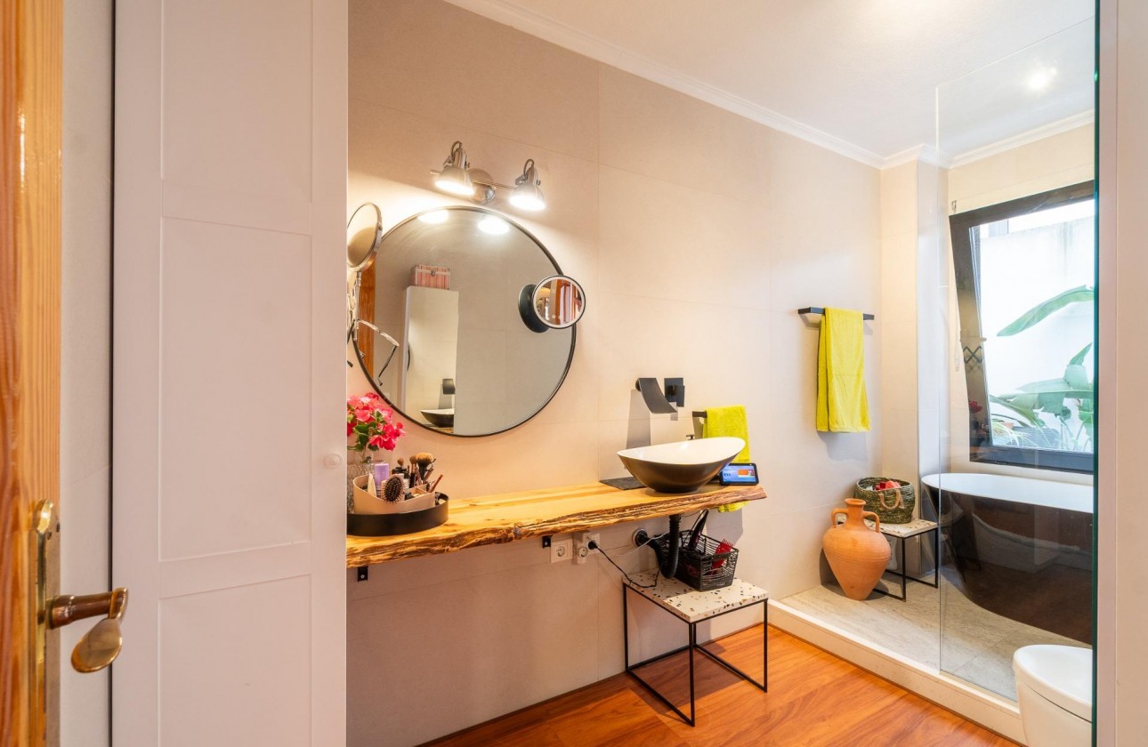 Resale - Apartment / flat - Orihuela Costa - Playa Flamenca