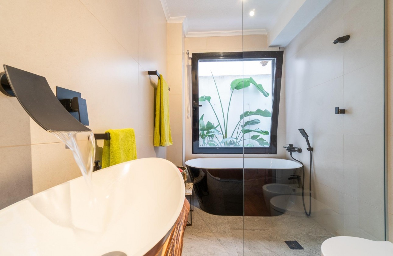 Resale - Apartment / flat - Orihuela Costa - Playa Flamenca
