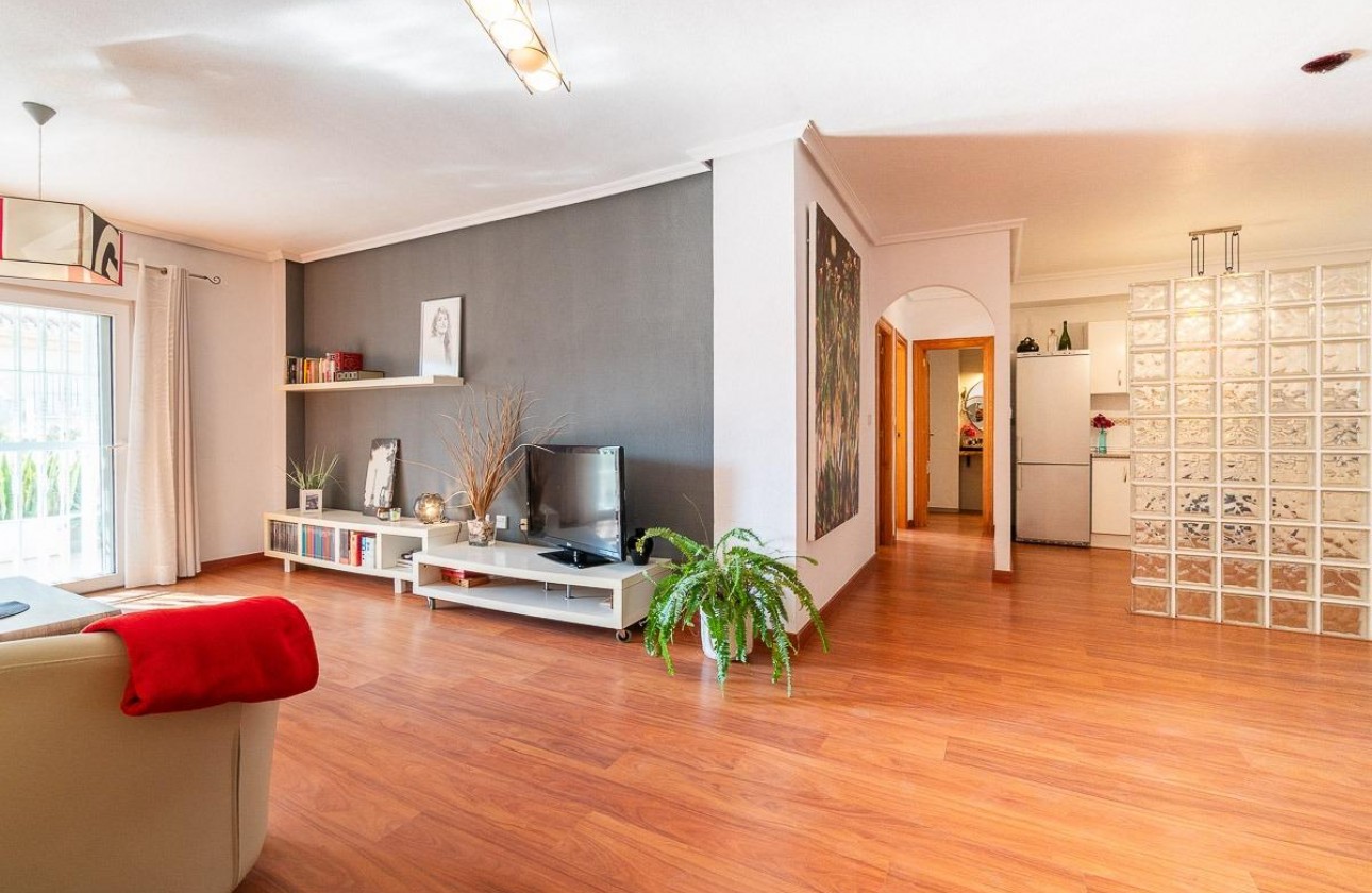 Resale - Apartment / flat - Orihuela Costa - Playa Flamenca
