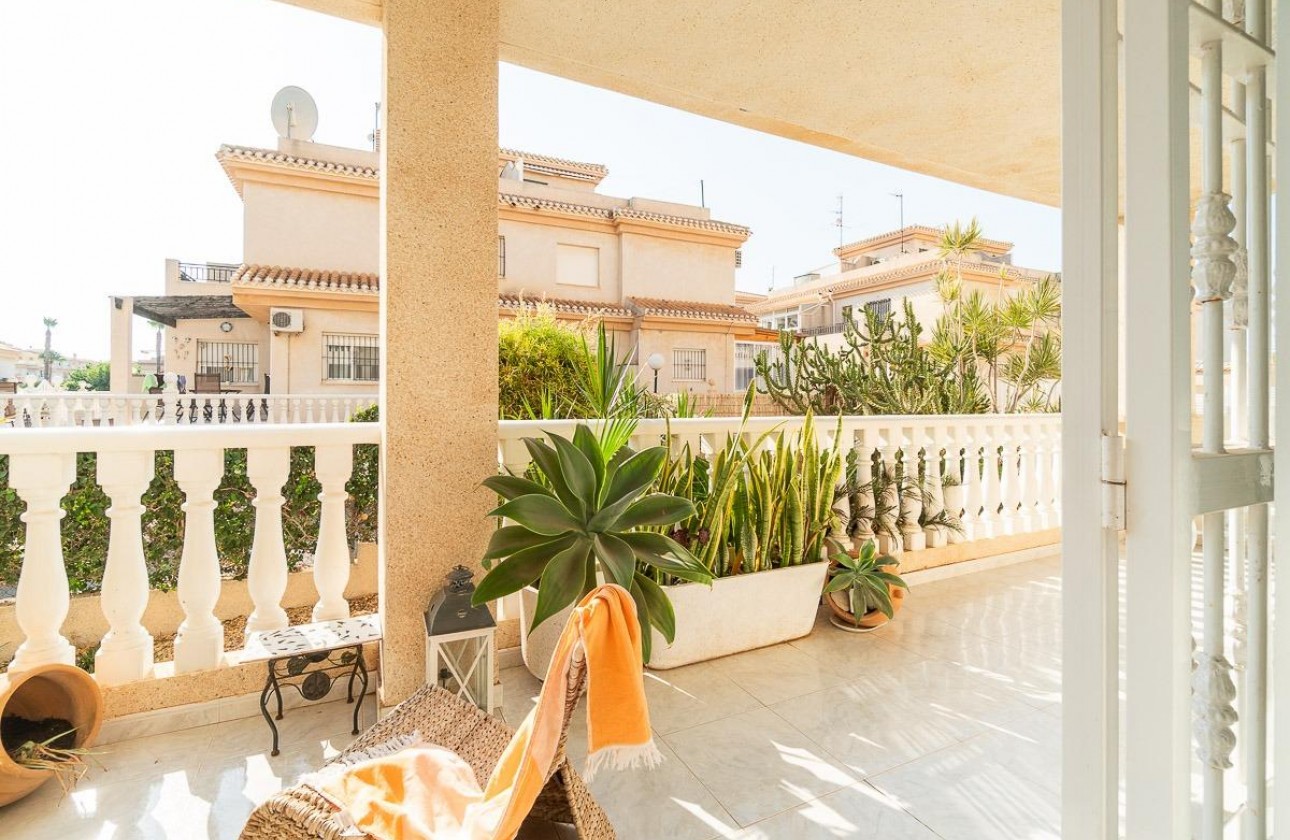 Resale - Apartment / flat - Orihuela Costa - Playa Flamenca