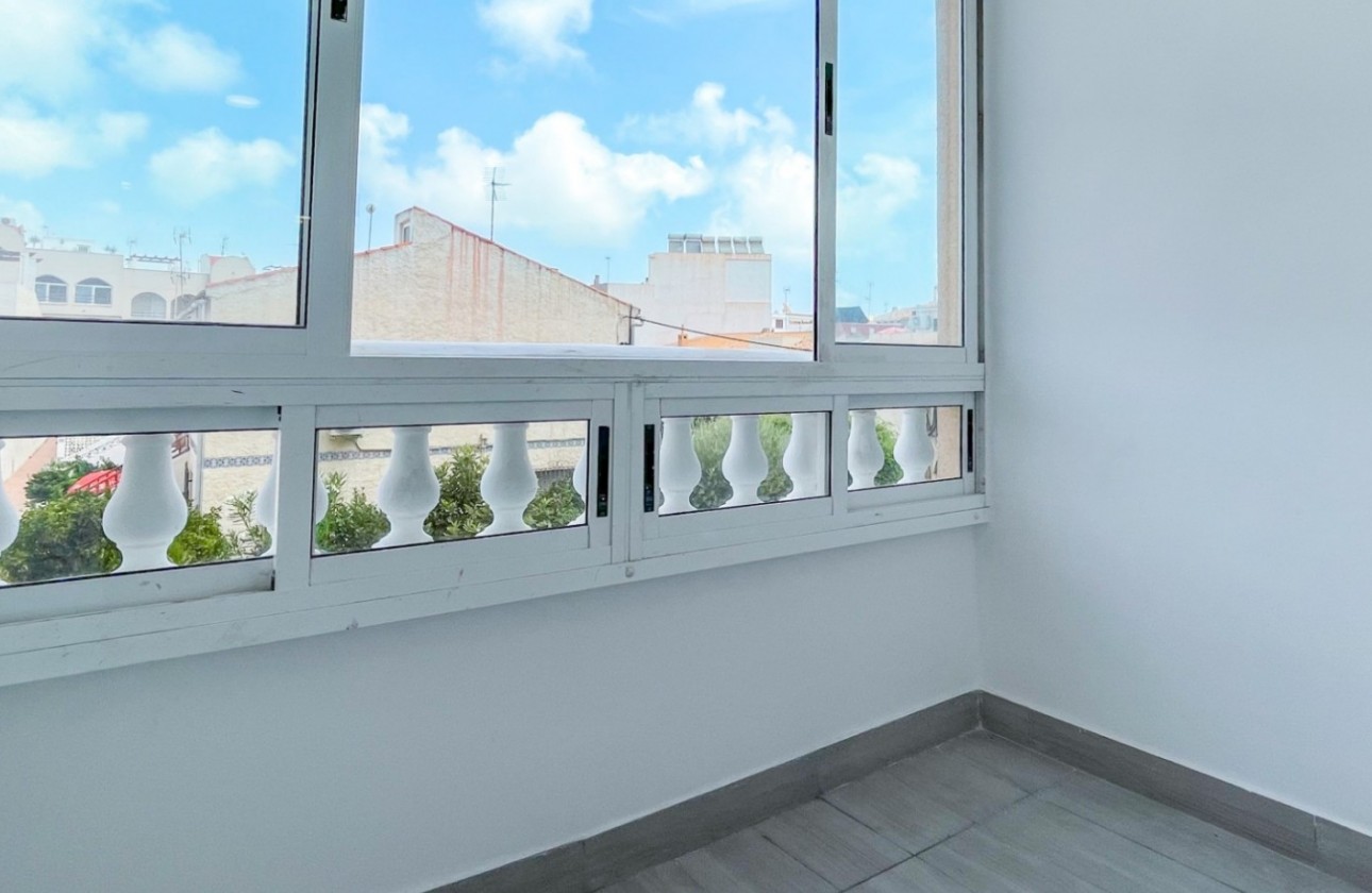Resale - Apartment / flat - Torrevieja
