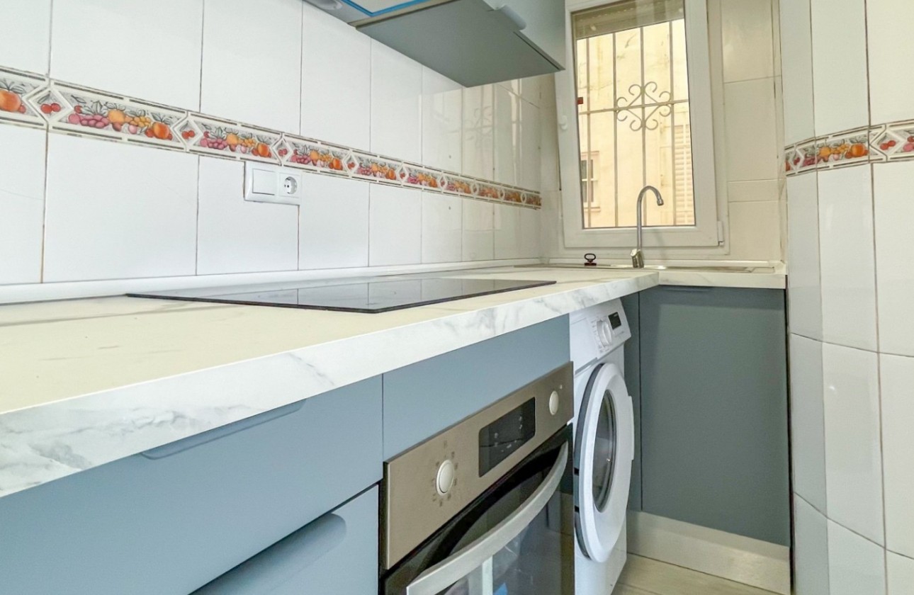 Resale - Apartment / flat - Torrevieja