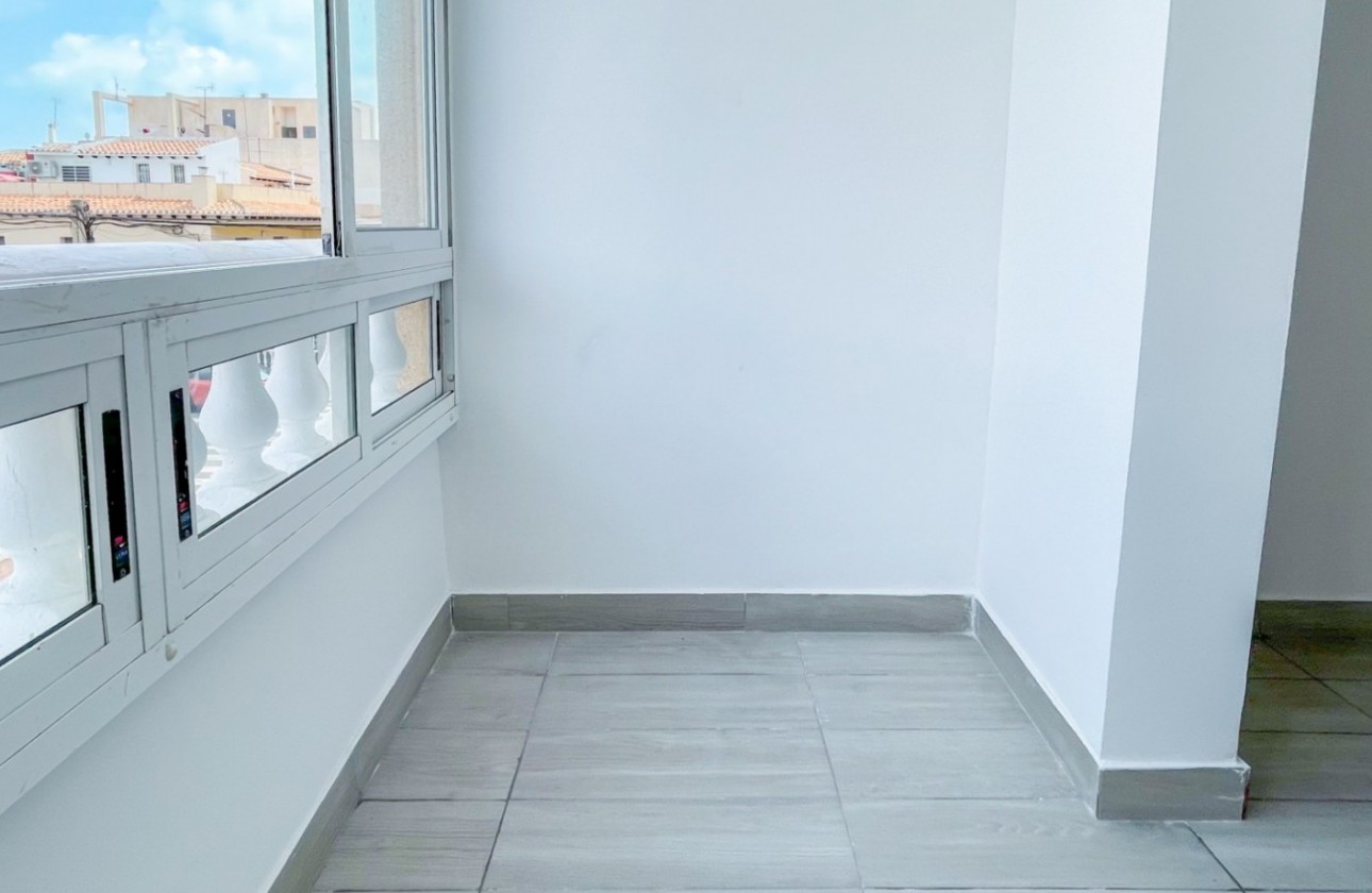 Resale - Apartment / flat - Torrevieja