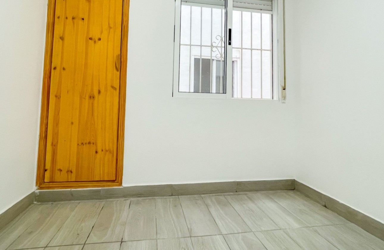 Resale - Apartment / flat - Torrevieja