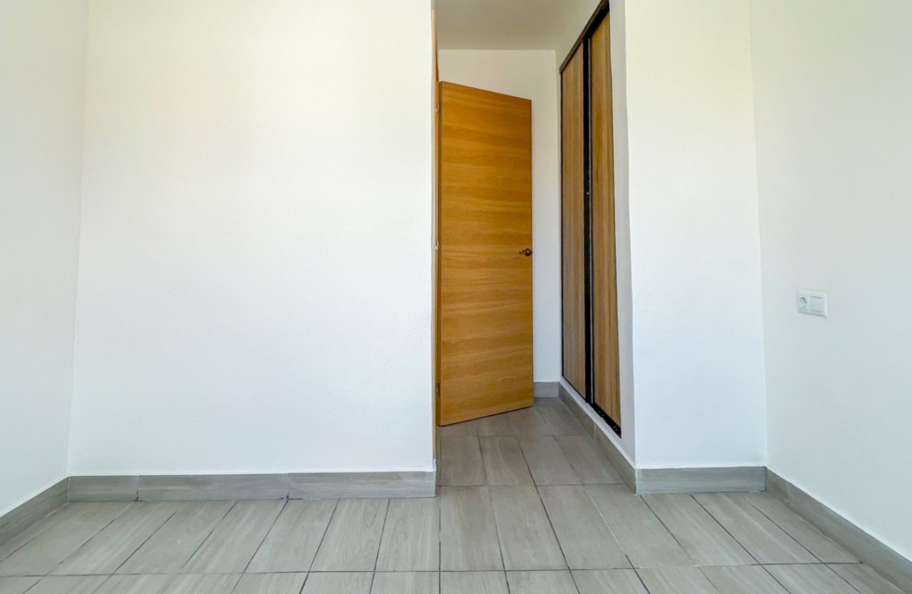 Resale - Apartment / flat - Torrevieja