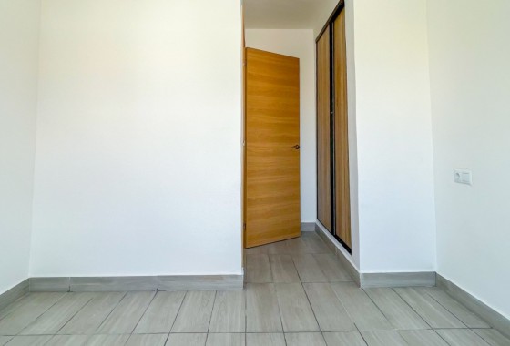 Resale - Apartment / flat - Torrevieja