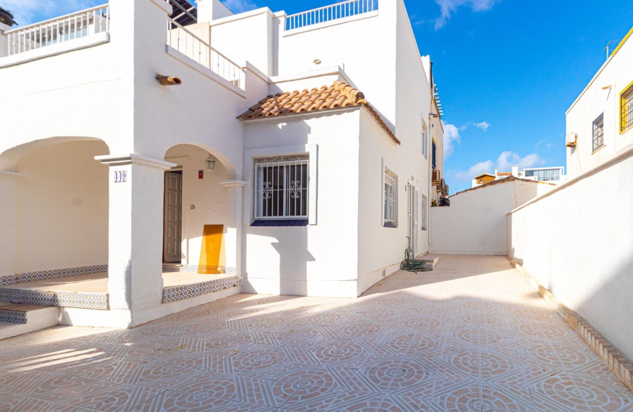 Resale - Villa - Orihuela Costa - La Florida