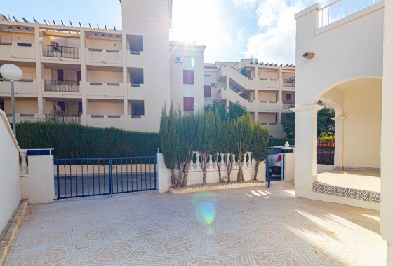 Resale - Villa - Orihuela Costa - La Florida