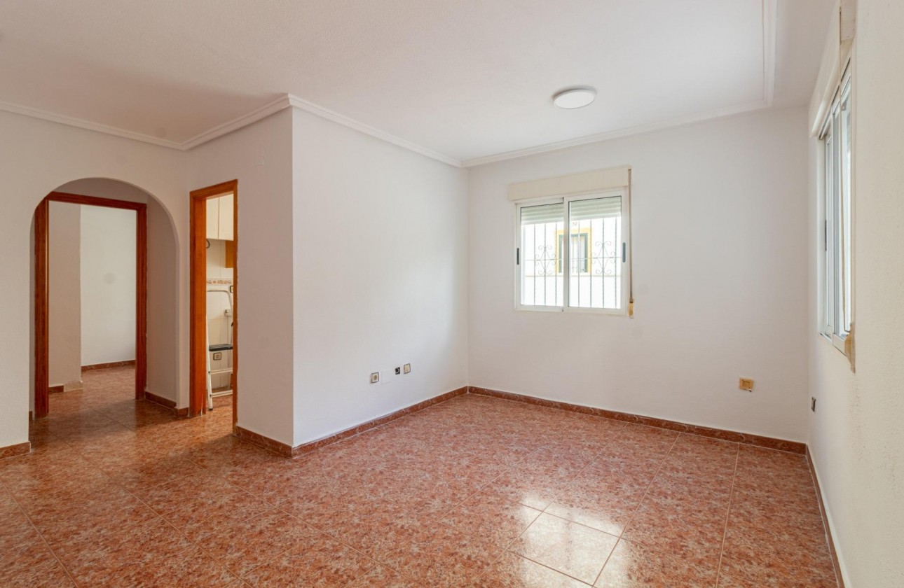 Resale - Villa - Orihuela Costa - La Florida