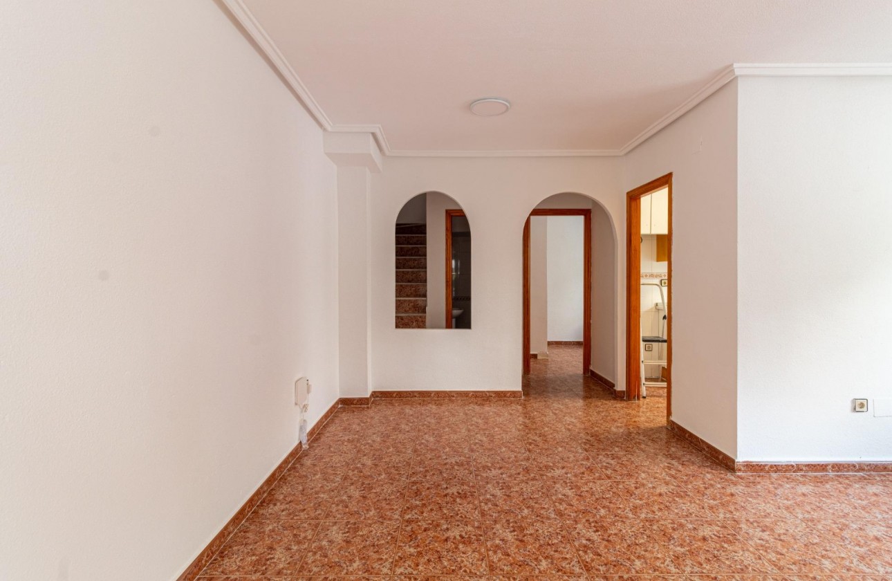 Resale - Villa - Orihuela Costa - La Florida