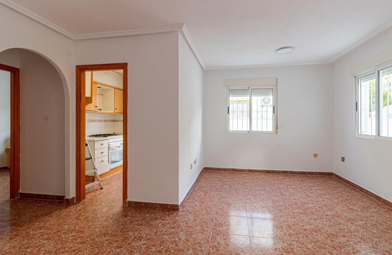 Resale - Villa - Orihuela Costa - La Florida