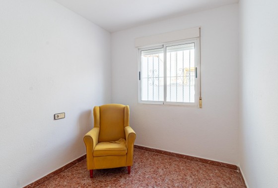 Resale - Villa - Orihuela Costa - La Florida