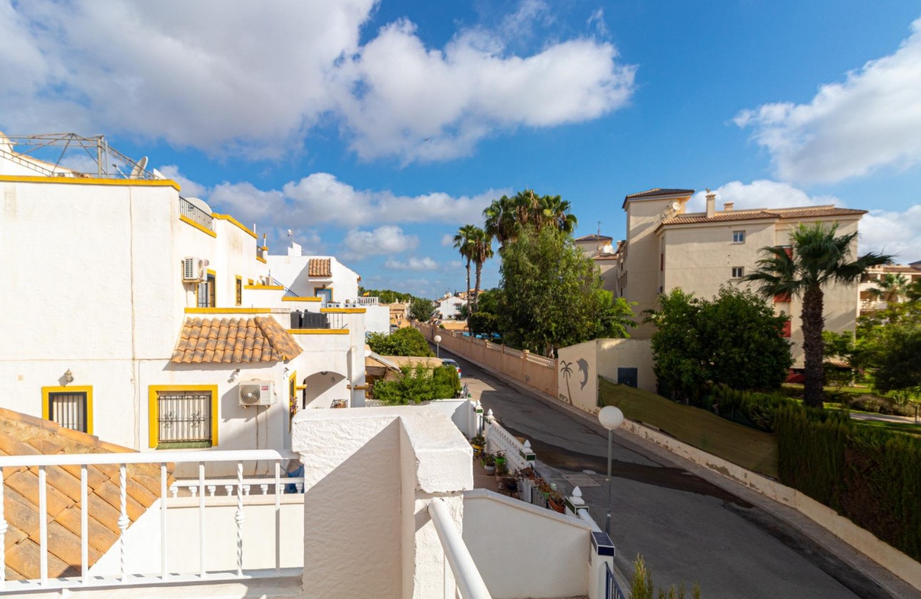 Resale - Villa - Orihuela Costa - La Florida