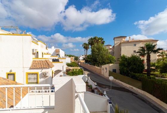 Resale - Villa - Orihuela Costa - La Florida