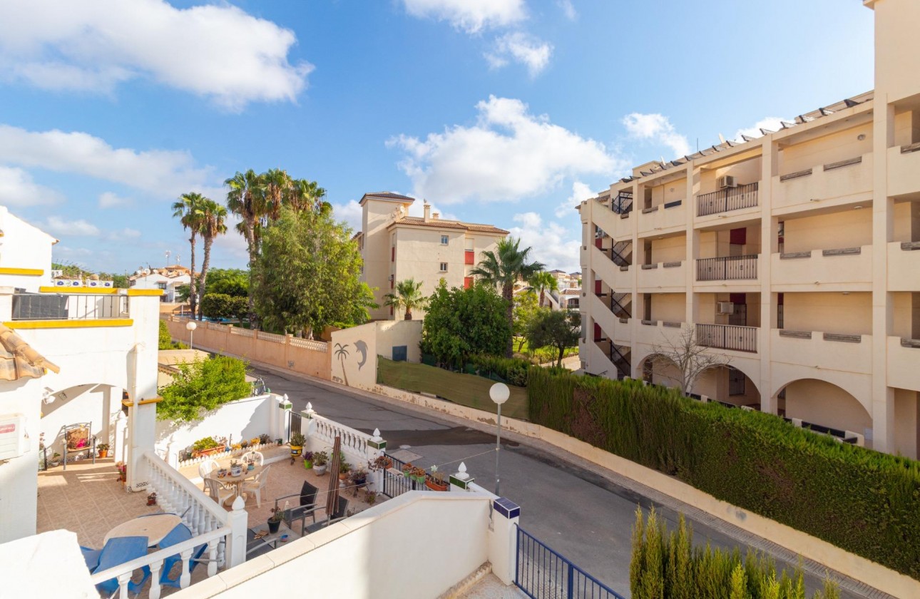 Resale - Villa - Orihuela Costa - La Florida