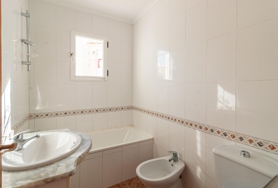 Resale - Villa - Orihuela Costa - La Florida
