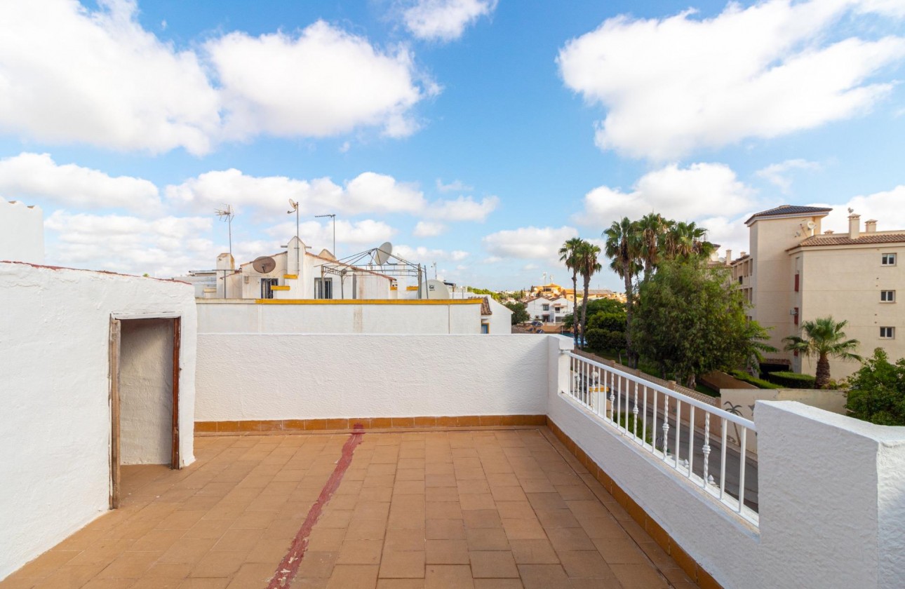Resale - Villa - Orihuela Costa - La Florida