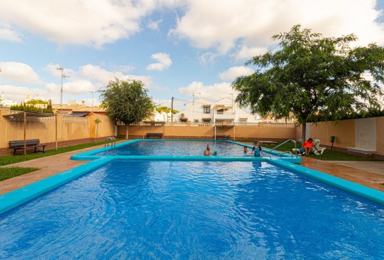Resale - Villa - Orihuela Costa - La Florida